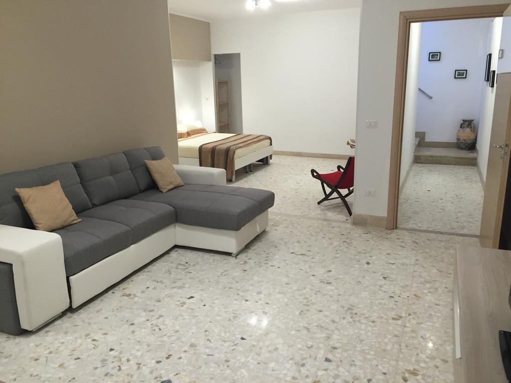 Ferienwohnung Casa Commenda Brindisi Exterior foto